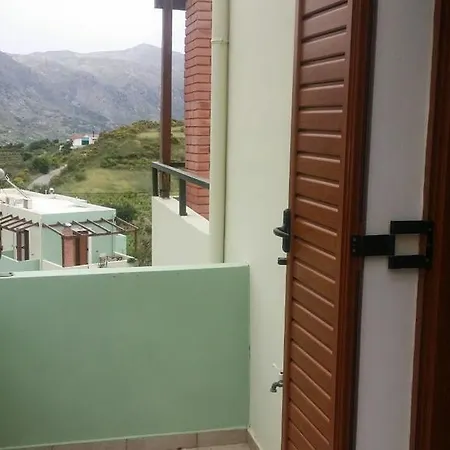 Elia Meronas Exterior photo